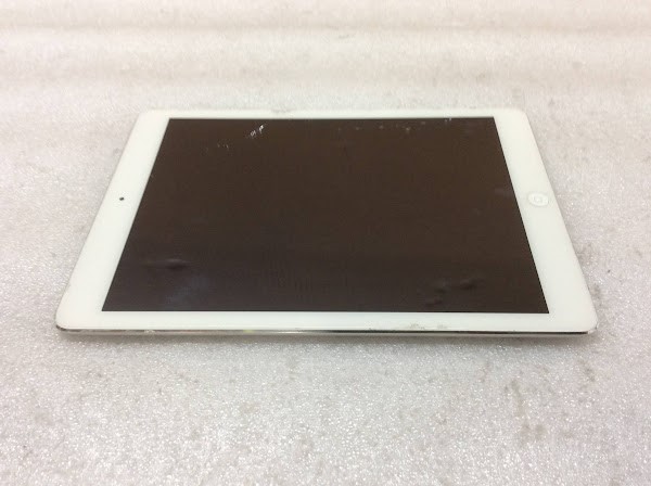 Apple iPad Air 1 (A1474) Tablet 32GB