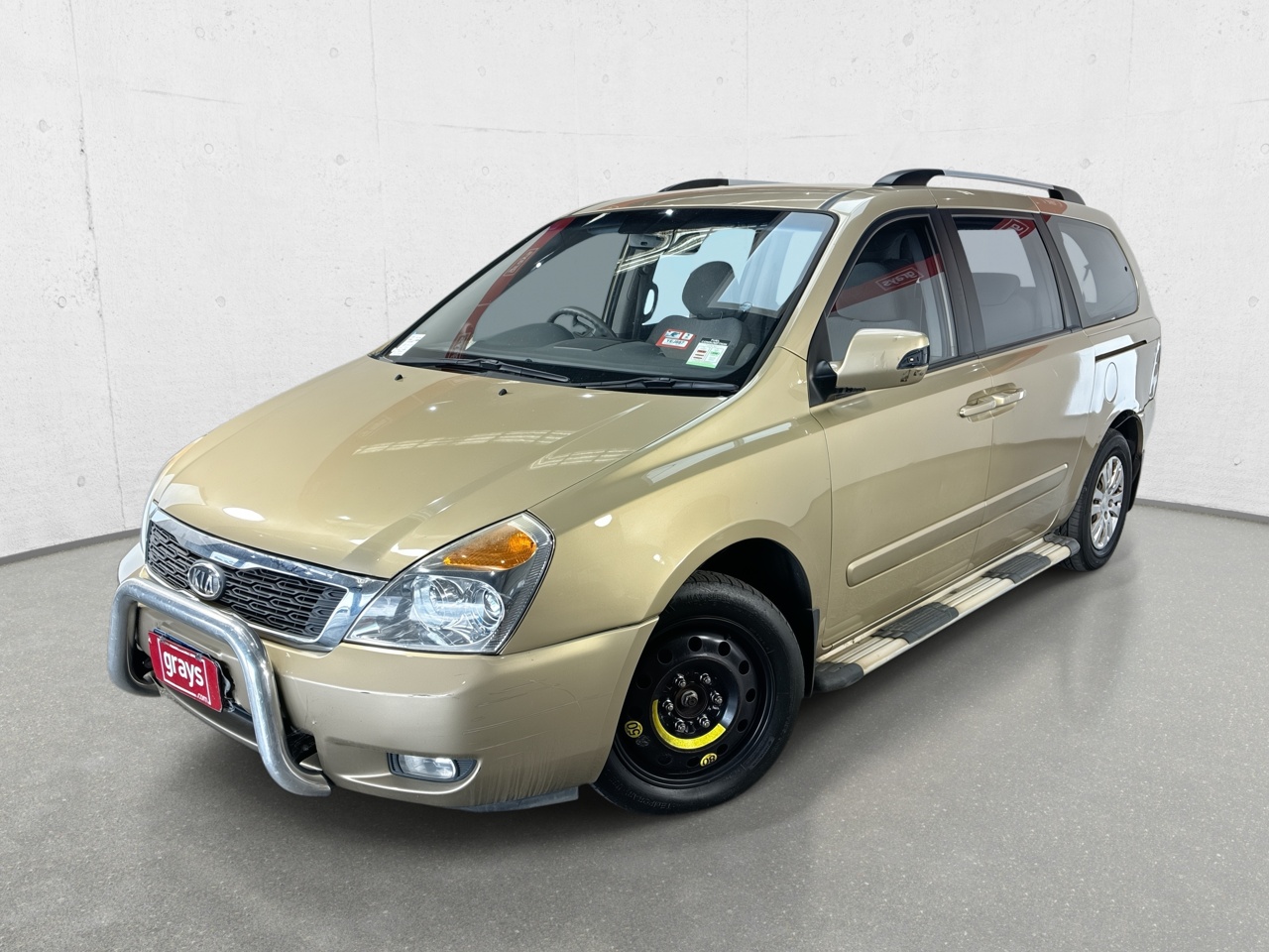 2010 Kia Grand Carnival Si VQ Automatic 8 Seats People Mover