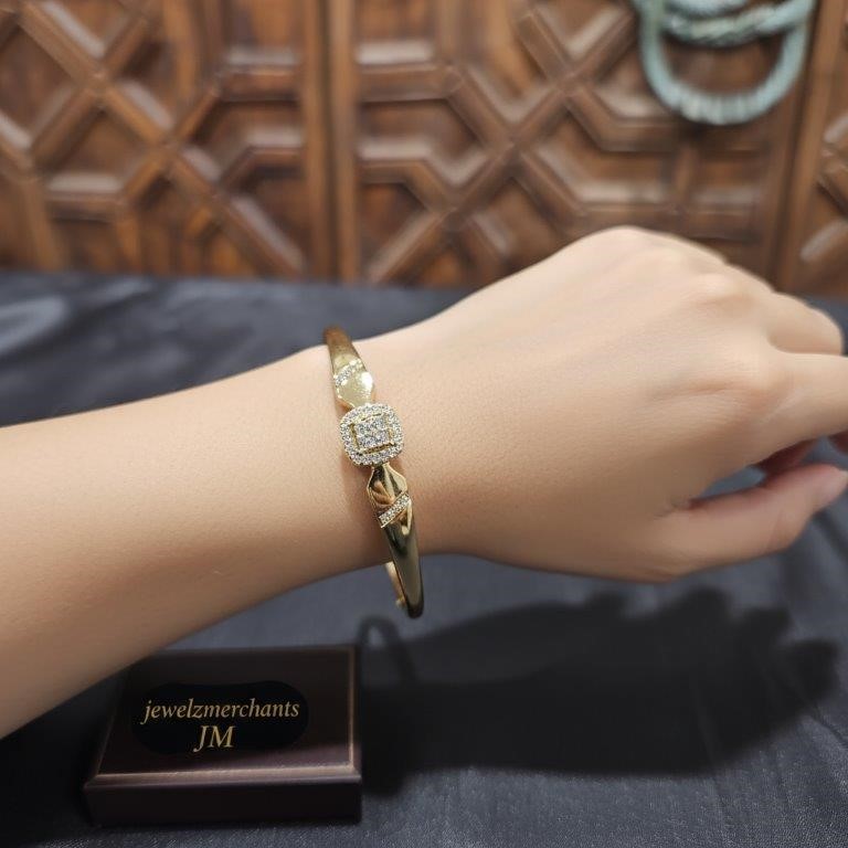 18K/Italy Solid Gold Filled Bangle -(stamped 18K/Italy)-Warranty Quality