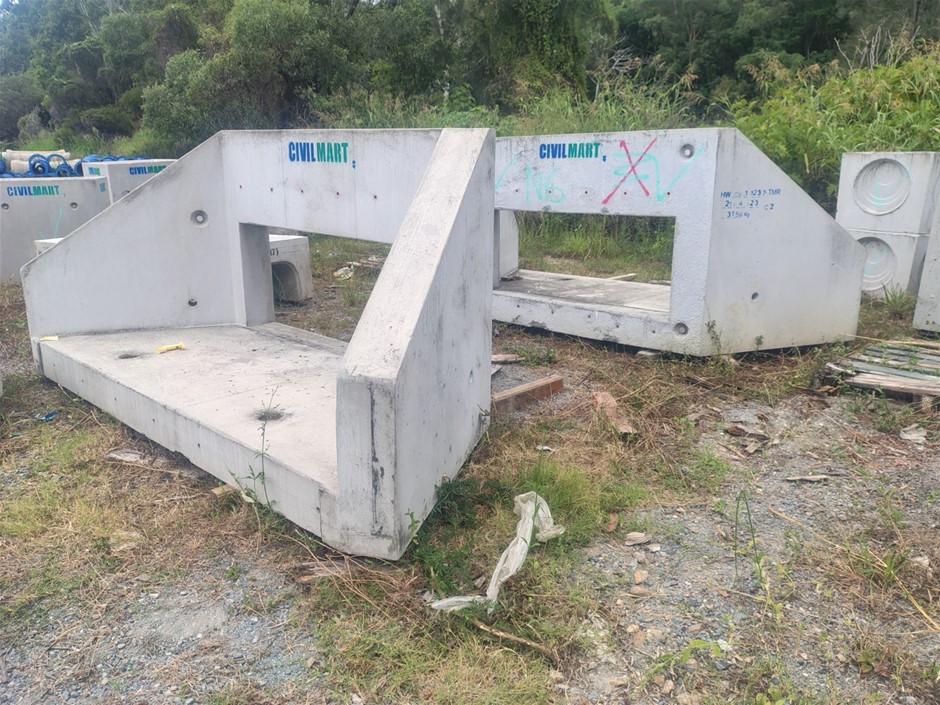 Concrete Headwalls x2