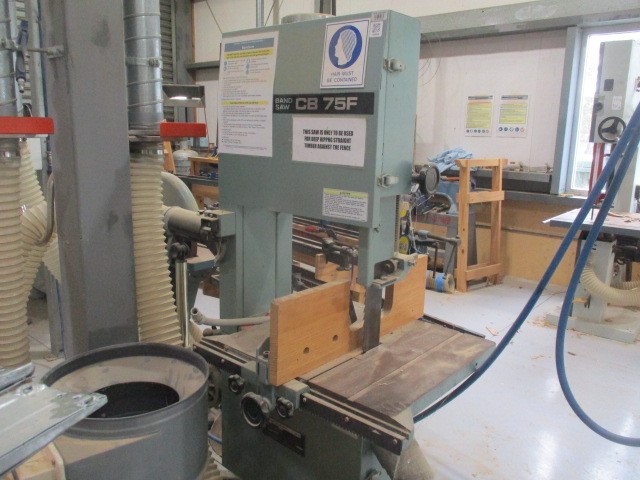 Hitachi Bandsaw CV75F