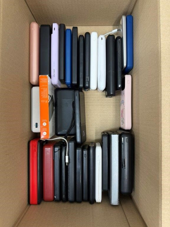 Approx 30 x Assorted Powerbanks