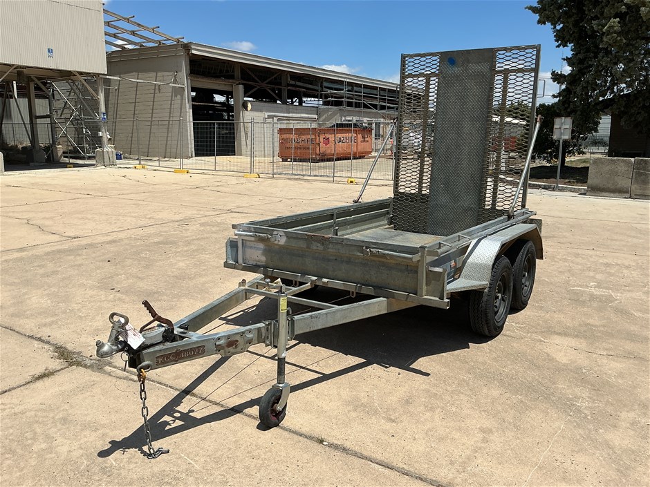 <p>2004 ATA 8x5 Dingo Combi Tandem Box Trailer</p>