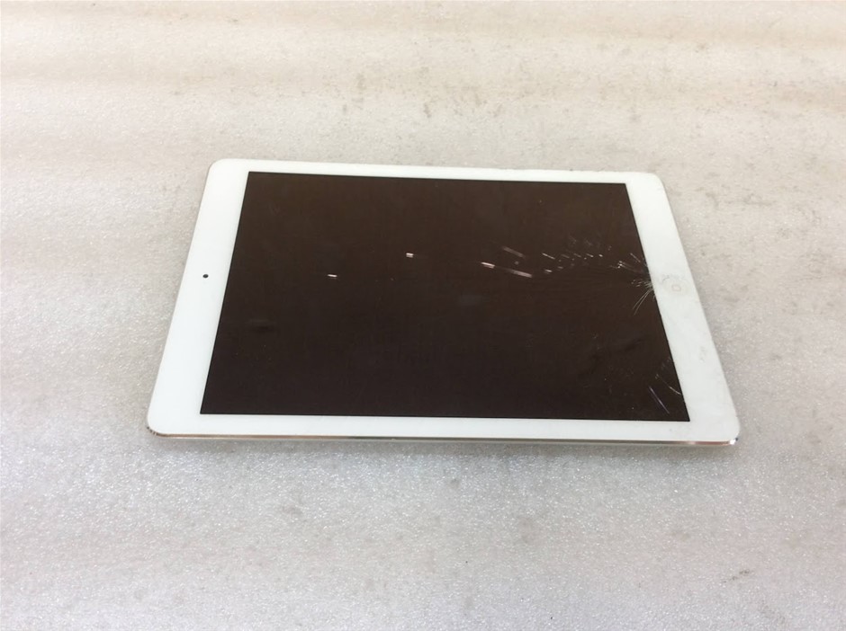 Apple iPad Air 1 (A1474) 32GB Tablet