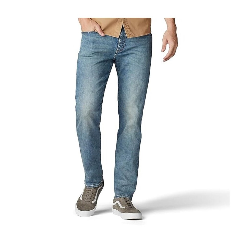 LEE Men's Extreme Motion Straight Taper Jean, Size 42x29, Fernando, 1020150