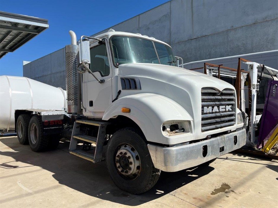 2015 Mack CSMR 6X4 Cab Chassis Truck