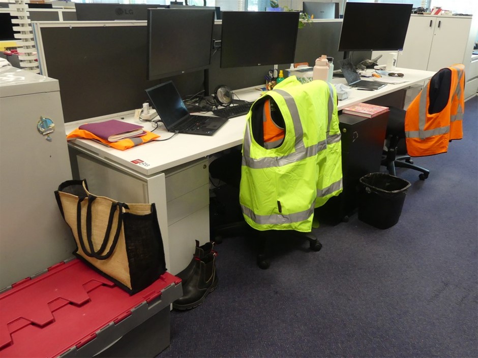 Office 4 Station Work Centre (Double Sided)