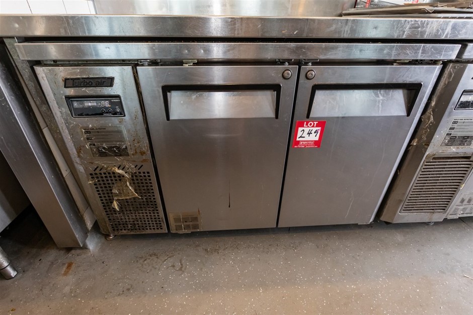 Turbo Air KUR-12-2 3 Door Under Bench Refrigerator (Commercial)