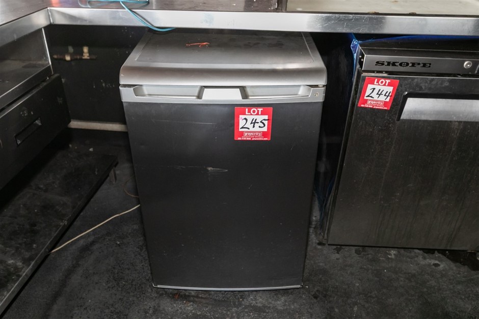 Beko TSE1283X Bar Refrigerator ( Commercial)