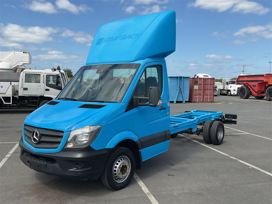 2016 Mercedes-Benz Sprinter 516CDI 4 x 2 Cab Chassis Truck (Ex. Gov)