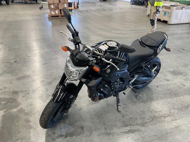 2013 Yamaha FZ1 Motorcycle