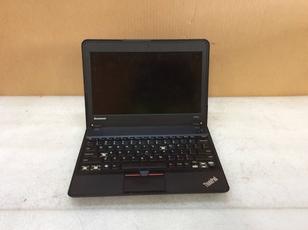 Lenovo ThinkPad X131e Laptop Celeron 857 2GBRAM/320GB Black