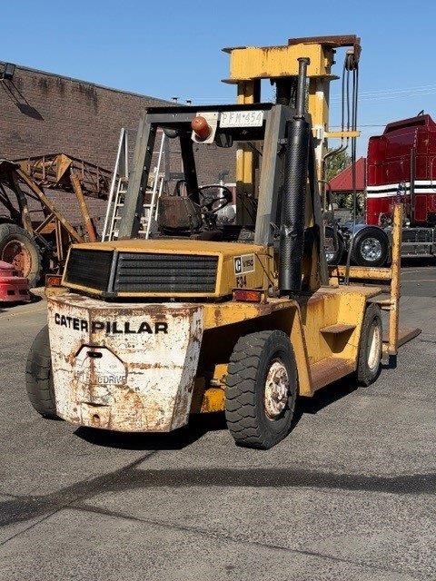 1984 CAT V150 4 Wheel Counterbalance Forklift 