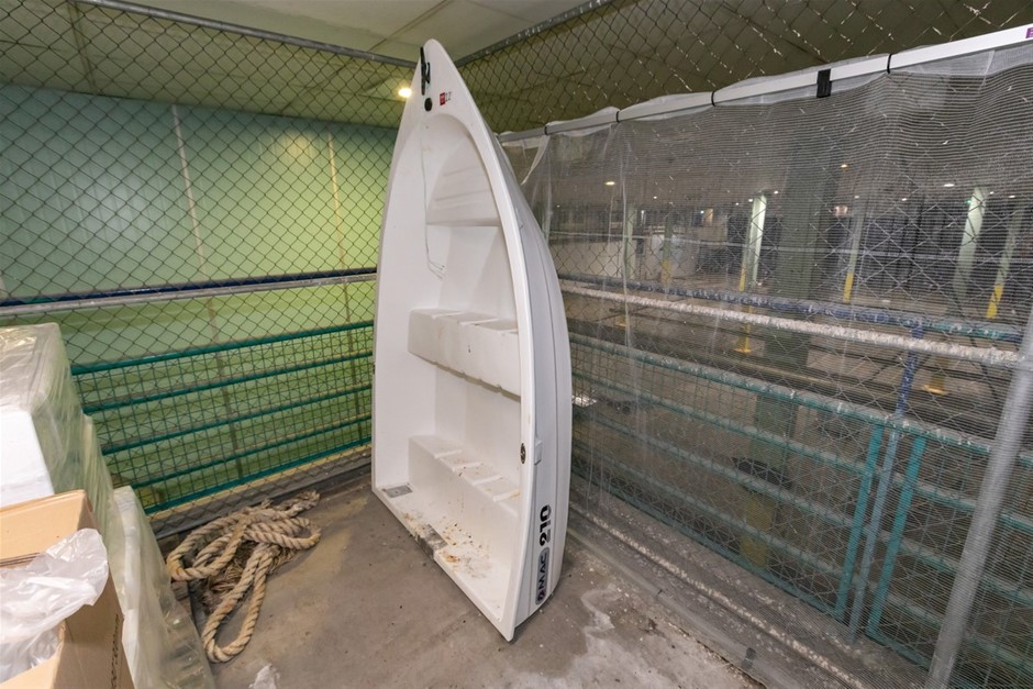 MAC 210 Poly Row Boat