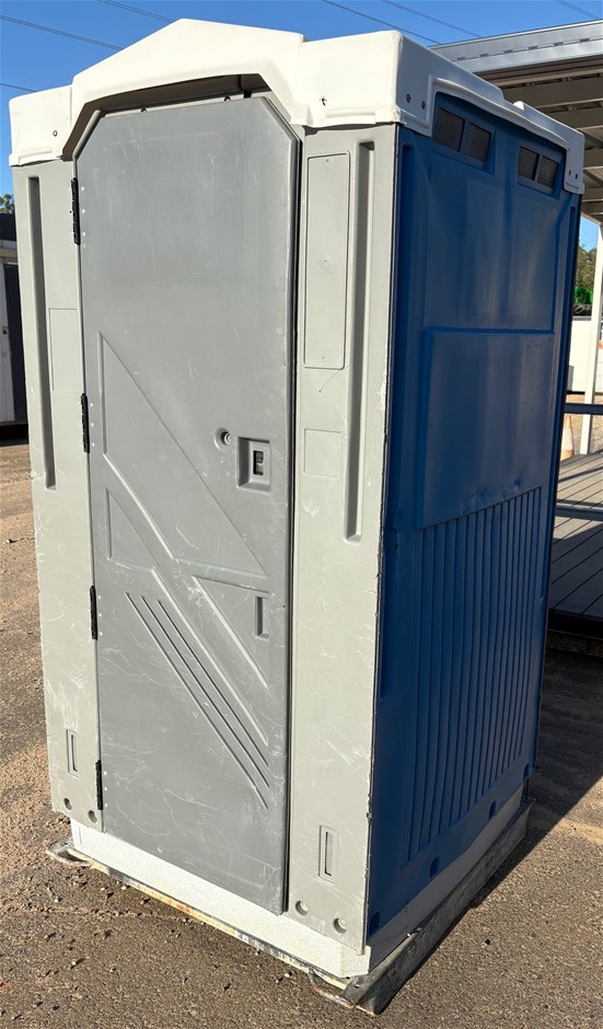 Portable Toilet - Fresh Water Flush - Forest Lake