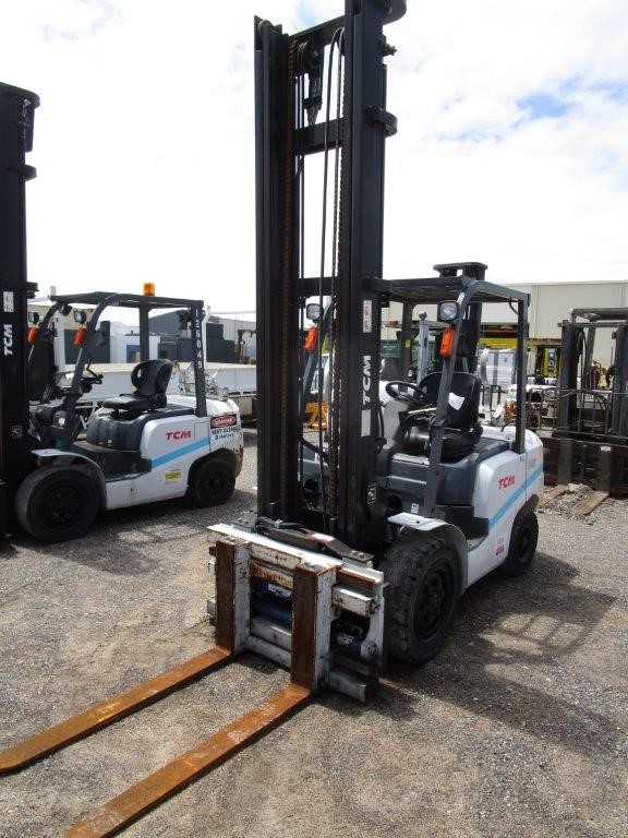 2019/April TCM FG35T3S 4 Wheel Counterbalance Forklift