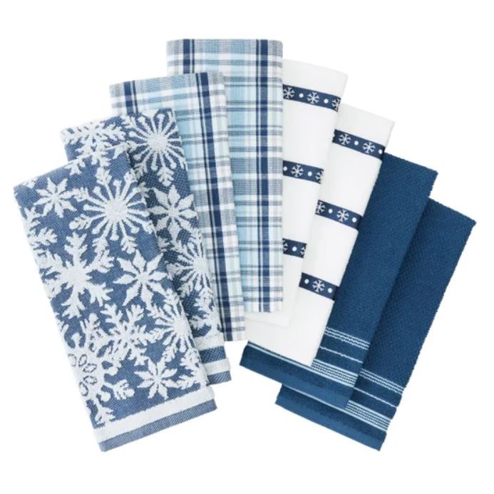 16 x Assorted TOWN & COUNTRY LIVING Holiday Kitchen Towels, Blue/Green/Red.