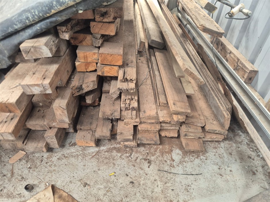 Large Quantity Used Hardwood Framing Timber & Other Building Materials
