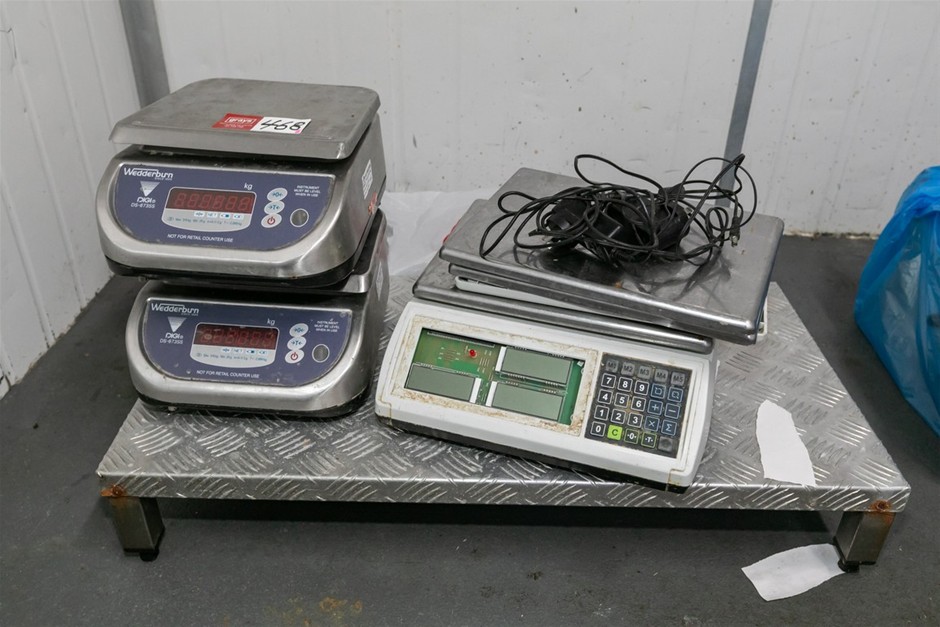Digital Scales (QTY x3)
