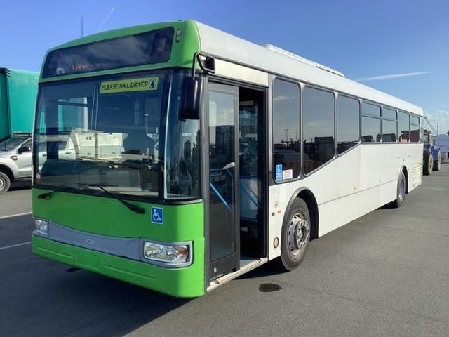 2005 Volvo B12 4 x 2 Bus