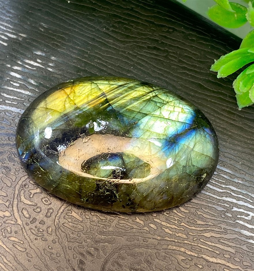 41.75 CT Spectacular Natural Labradorite