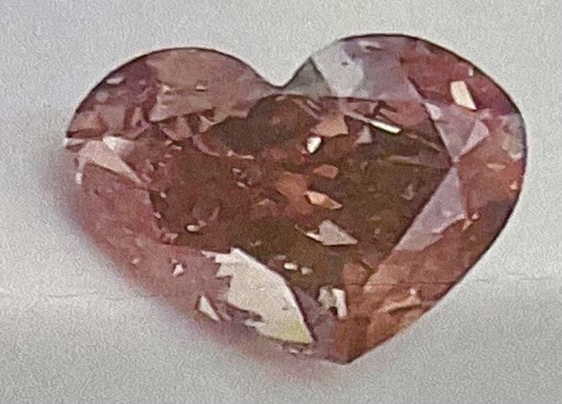0.77 Carat heart shape pink diamond West Australian origin retail valu: $88