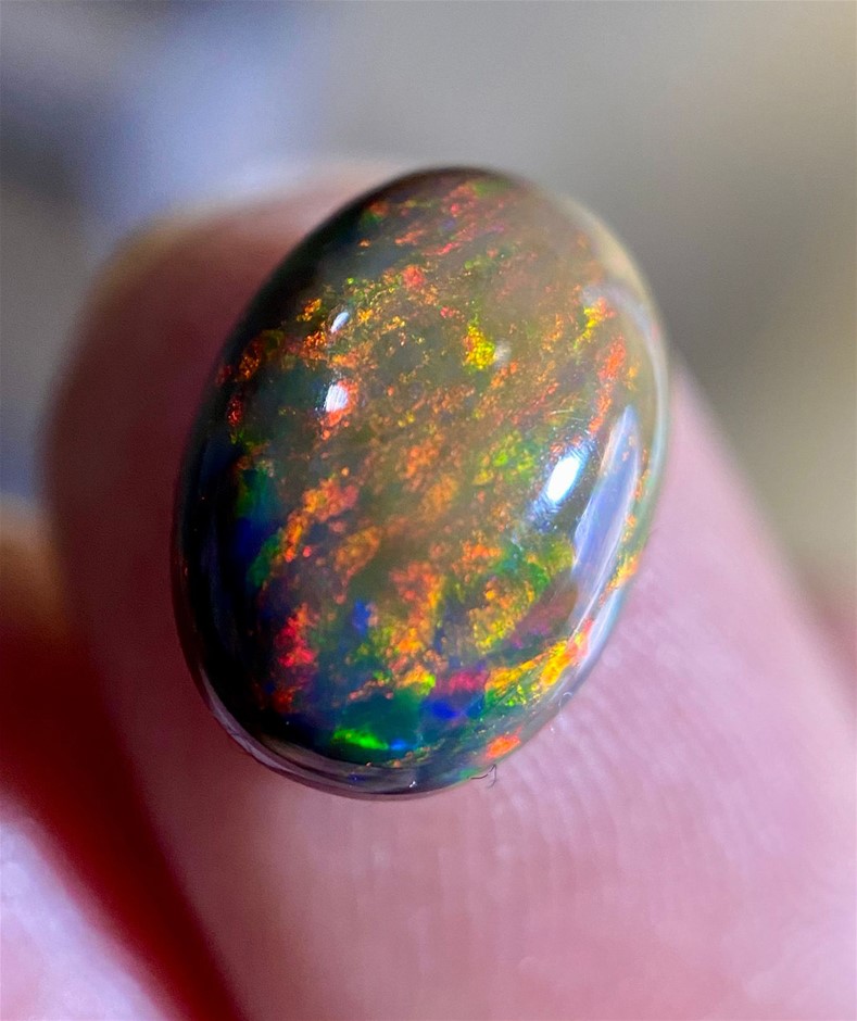 2.95 CT Lovely Wello-Black Opal