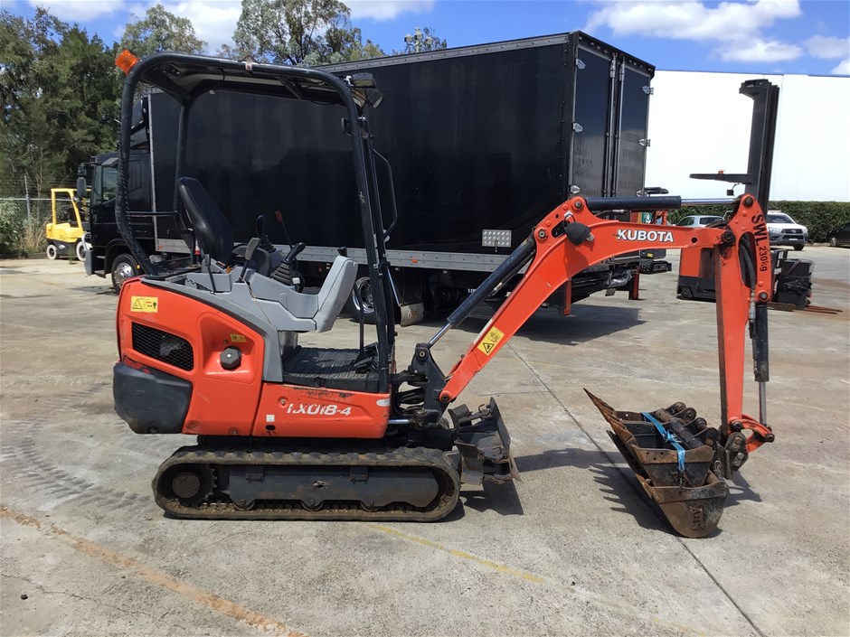 <p>Kubota KX018-4 Mini Excavator</p>