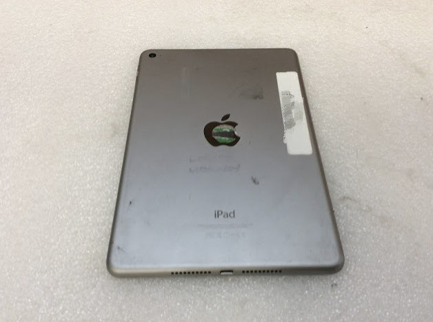 APPLE iPad mini 4 A1538 TABLET 64GB