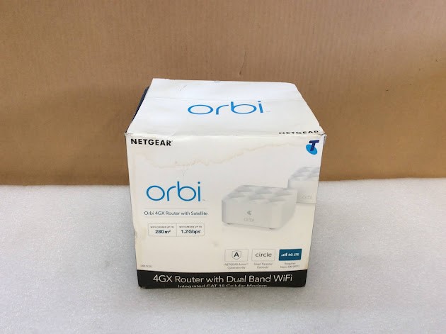 NETGEAR LBK1220 Orbi 4GX Router with Satellite