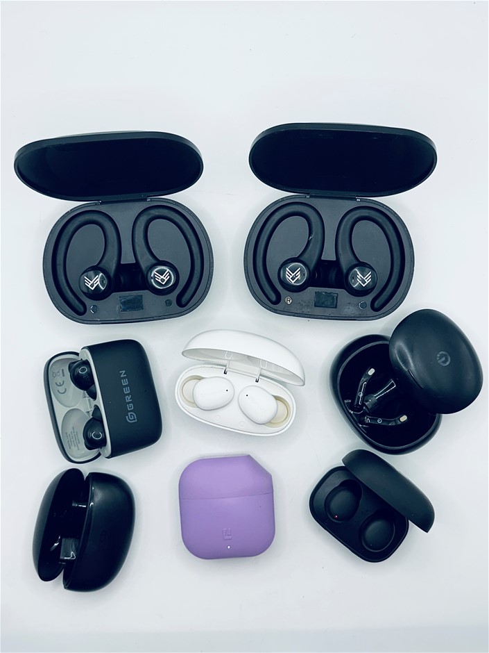 8 x Assorted wireless earbuds with charging cases