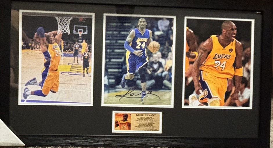KOBE BRYANT SIGNED & FRAMED LA LAKERS