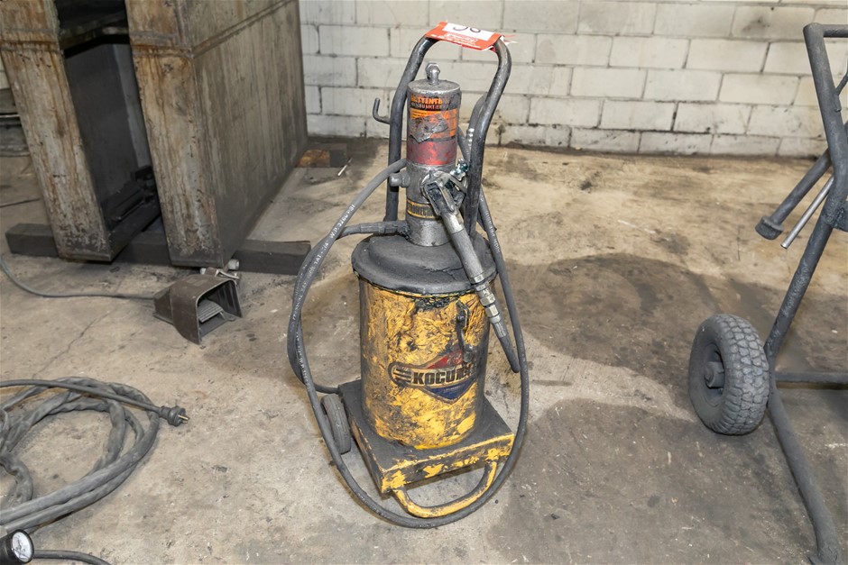 KOCU Pneumatic Greasing Unit Mobile