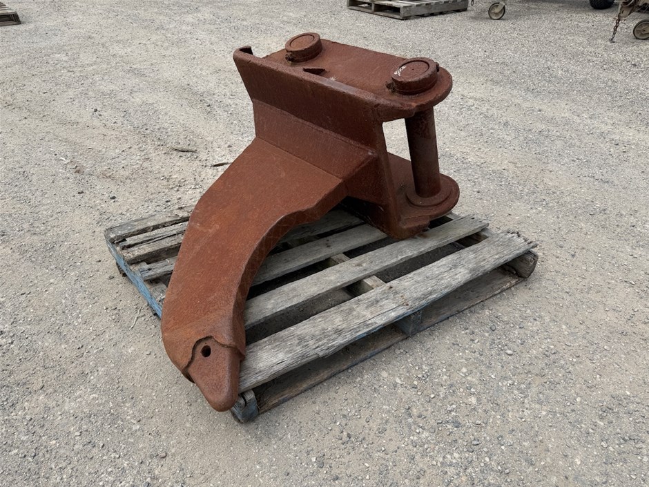 Excavator Ripper, Quick Hitch, Hydraulic Ram & More