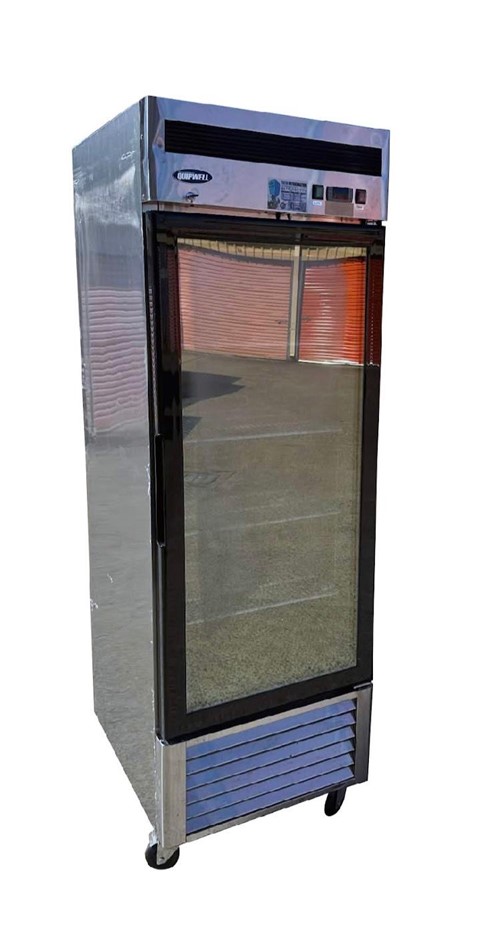 Freezer single glass display freezer
