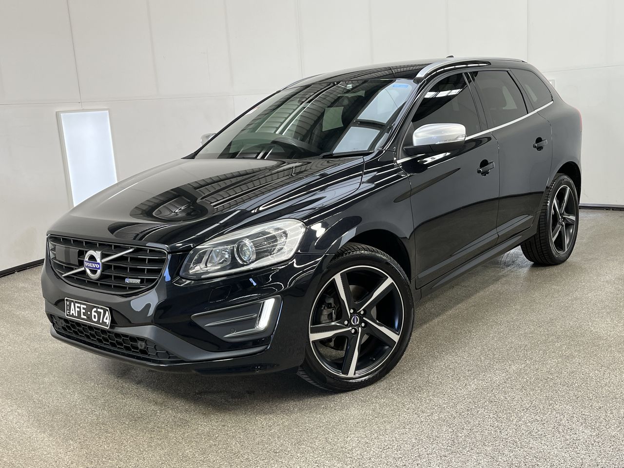 2013 Volvo XC60 T6 R DESIGN Automatic Wagon