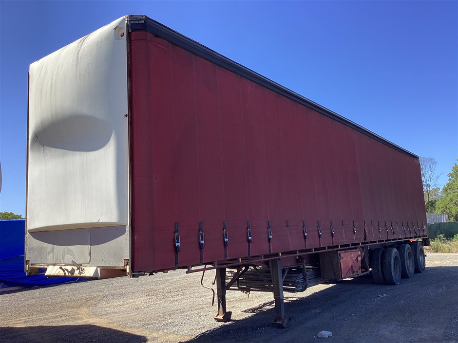 1999 Krueger ST3 - 38 Triaxle Curtainsider Trailer