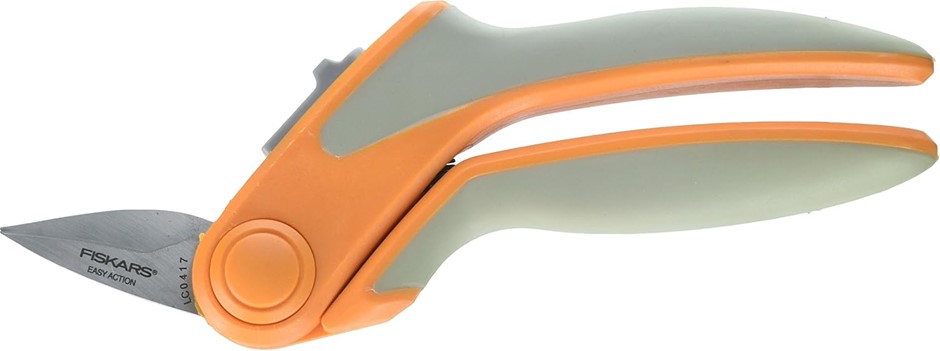 FISKARS Easy Action Rag Quilt Snips.
