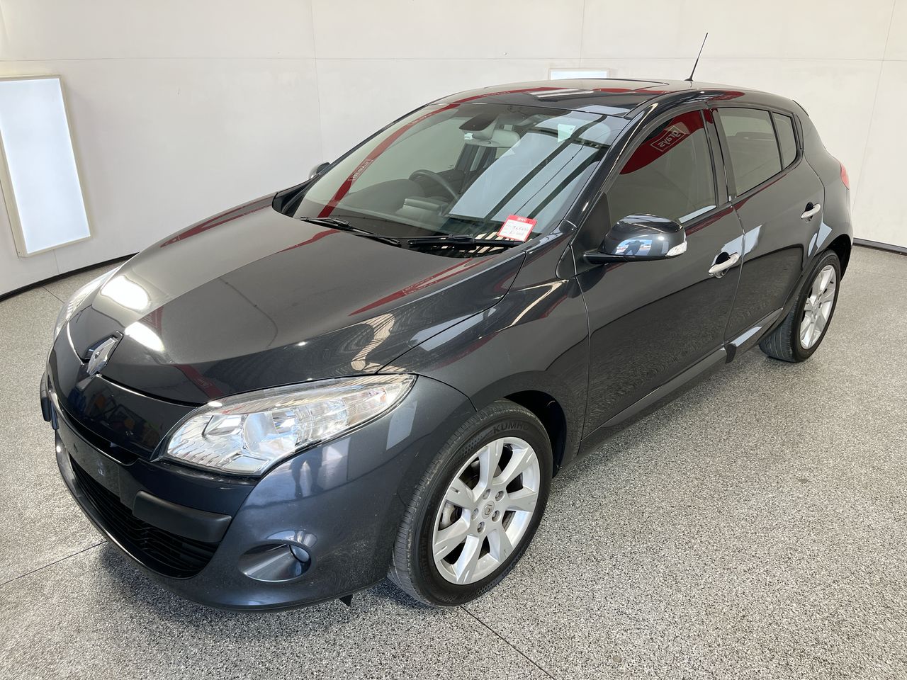 2011 Renault Megane Privilege CVT Hatchback