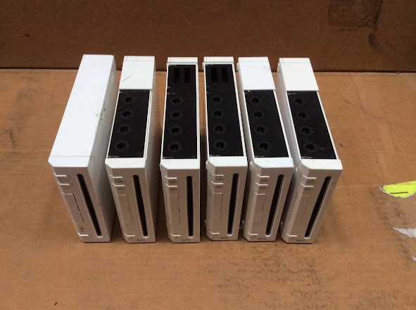 Nintendo Wii RVL-101&RVL-001 Consoles (Lot of 6)