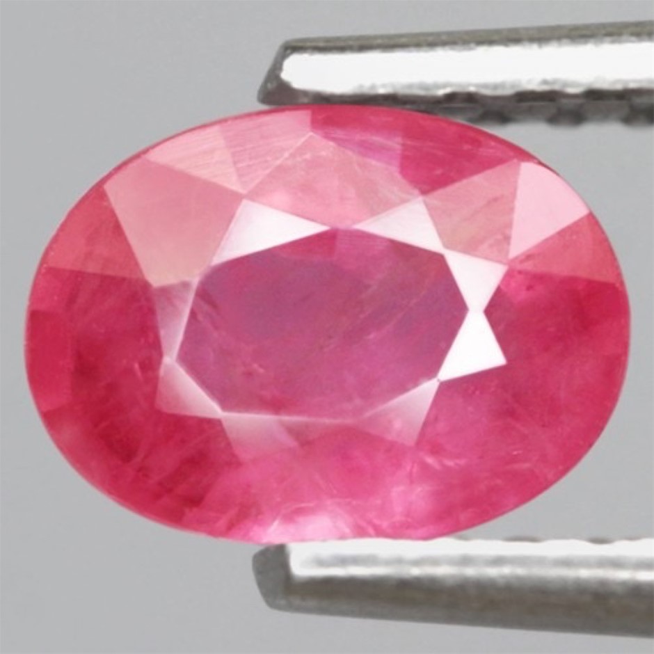 0.78ct Oval Facet Cut Reddish Pink Ruby Gemstone - 1Pc