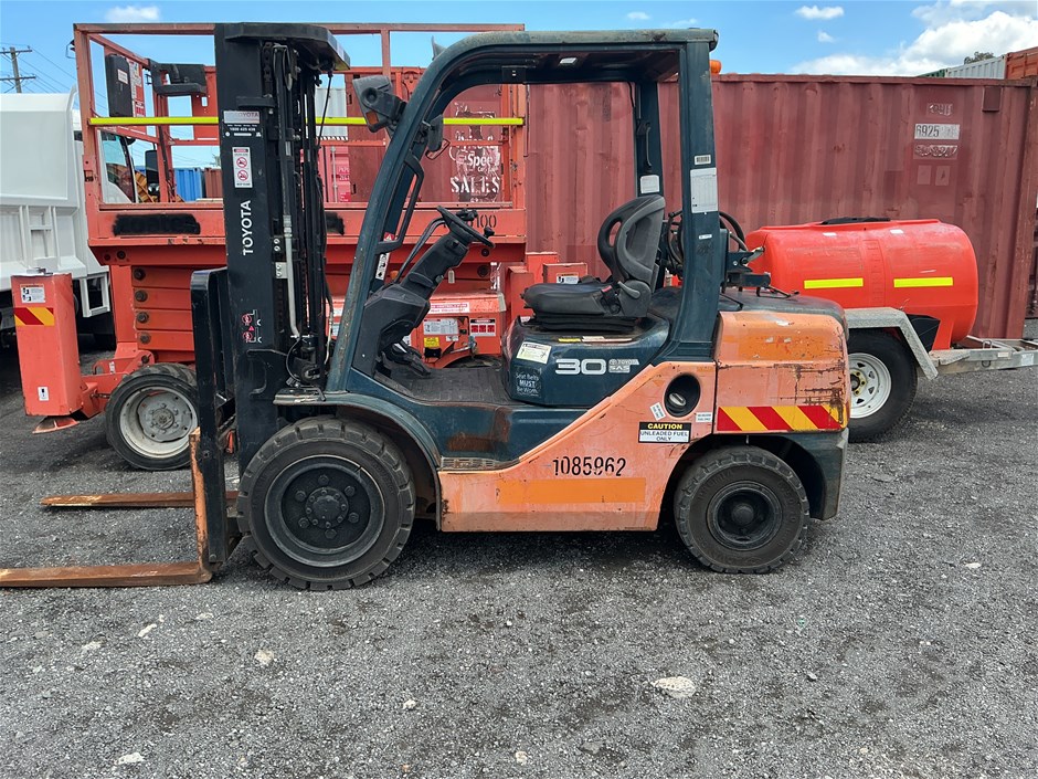 <p>Toyota 32-8fg30 Counterbalance Forklift</p>