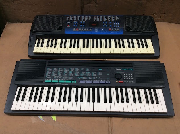 Hemingway HK100&Yamaha PSR-150 Electronic Keyboard (Lot of 2)