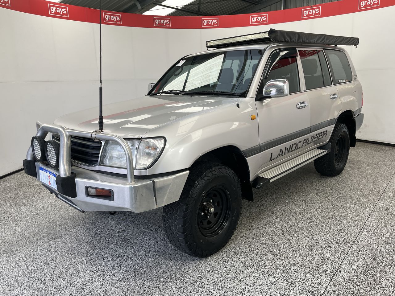 1999 Toyota Landcruiser GXL FZJ105R Automatic Wagon