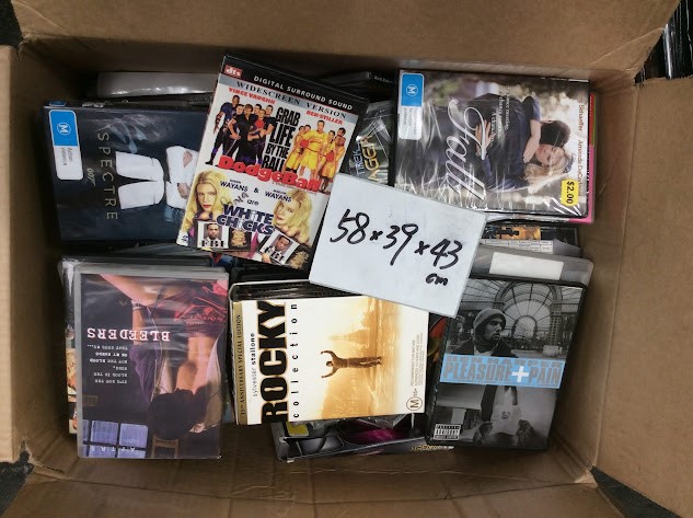 Mix Type DVDs with box dimensions are 58x39x43 cm