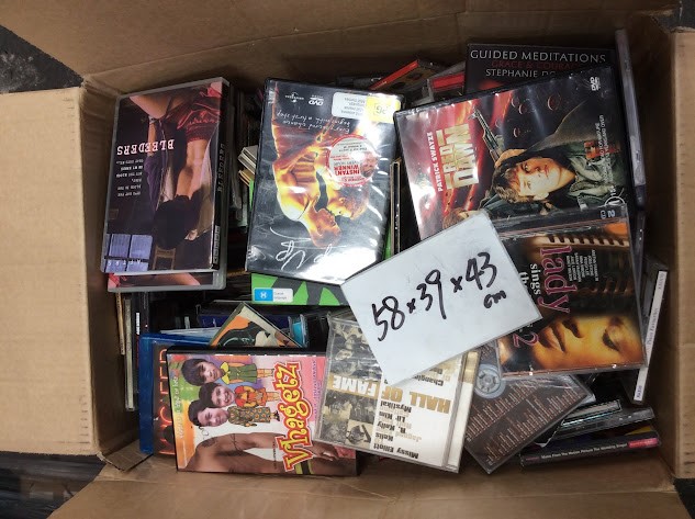 Mix Type DVDs/CDs with box dimensions are 58x39x43 cm