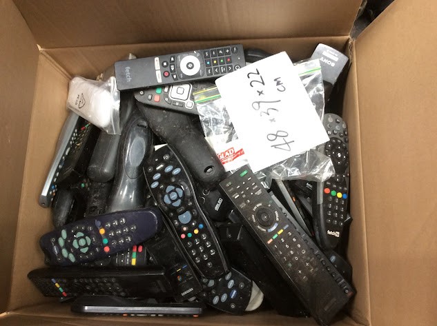 Mix Brand and Model Remote Controls with box dimensions are 48x39x22 cm