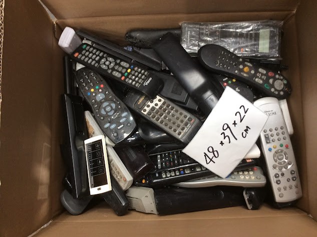 Mix Brand and Model Remote Controls with box dimensions are 48x39x22 cm