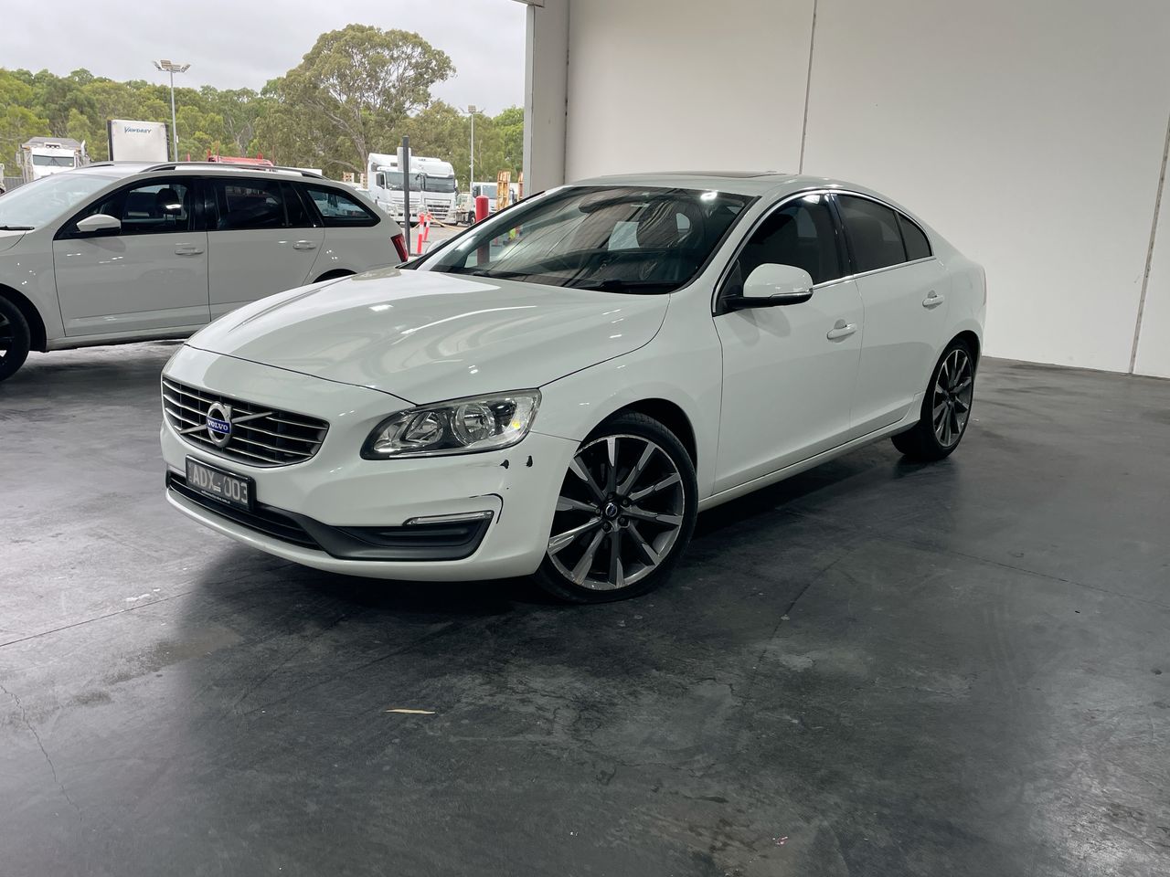 2014 Volvo S60 T4 Automatic Sedan