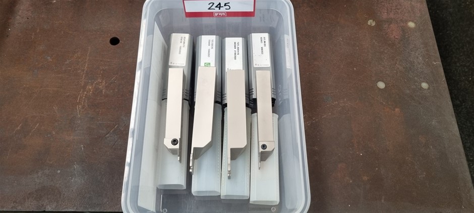 Parting off and grooving holders, New